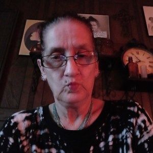 Meet your Posher, Carol